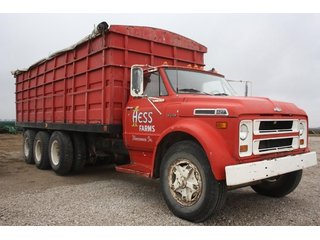 Property photo 26 - FARM EQUIPMENT AUCTION IN KNOX COUNTY, INDIANA